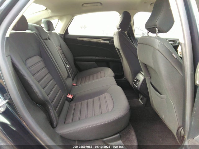 2020 Ford Fusion, VIN: 3FA6P0LUXLR127546