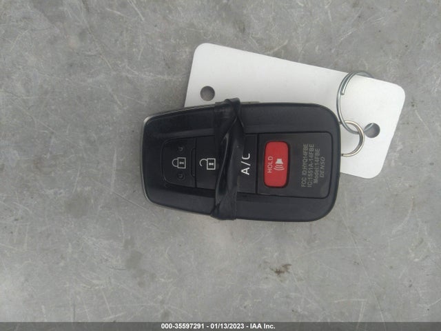 2017 Toyota Prius, VIN: JTDKARFP5H3062695
