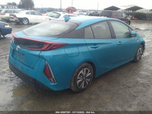 2017 Toyota Prius, VIN: JTDKARFP5H3062695