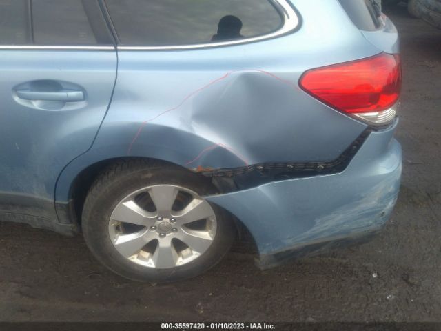 4S4BRCJC1B3325682 Subaru Outback 2.5i Limited