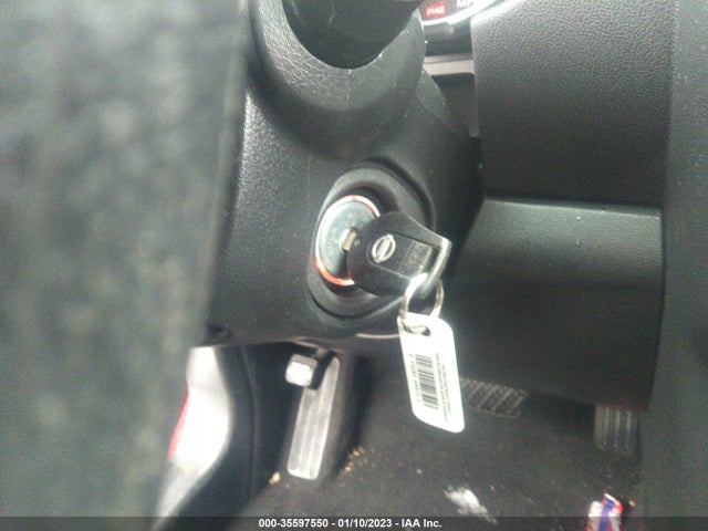 2010 NISSAN ROGUE S VIN: JN8AS5MV0AW104198