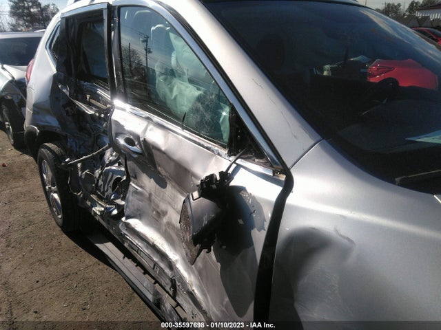 2017 Nissan Rogue, VIN: KNMAT2MV1HP552834