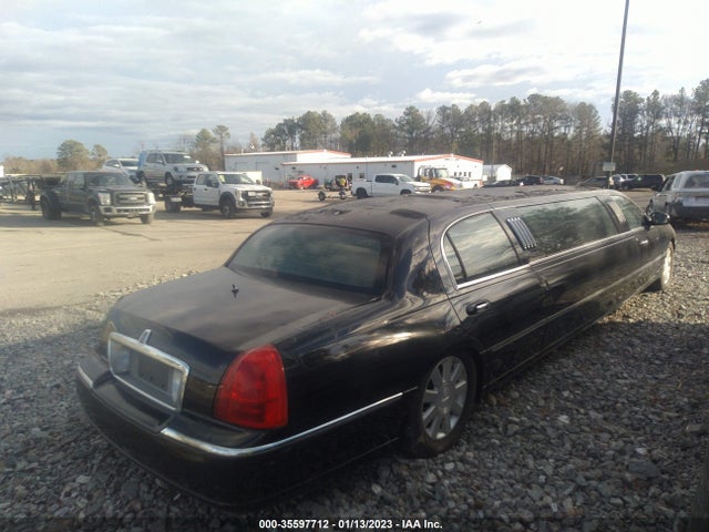Lincoln Town Car 2003 1L1FM81W23Y650127 Image 5