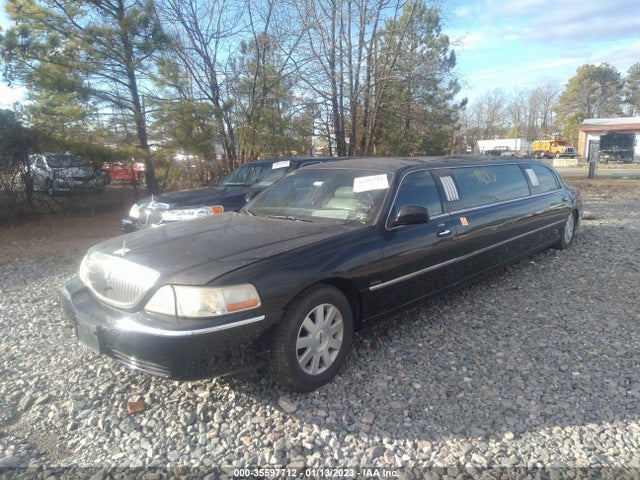 Lincoln Town Car 2003 1L1FM81W23Y650127 Image 7