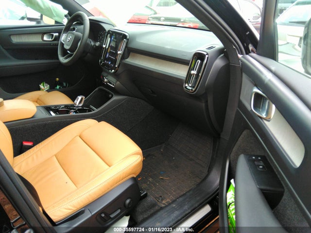 2022 Volvo XC40, VIN: YV4AC2HL3N2790084