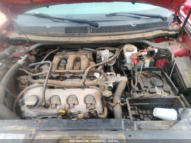Lincoln MKT 2010 2LMHJ5FR3ABJ06719 Image 10