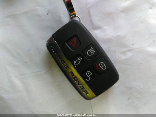 SALVP2BG9HH217611 Land Rover Range Rover Evoque Se