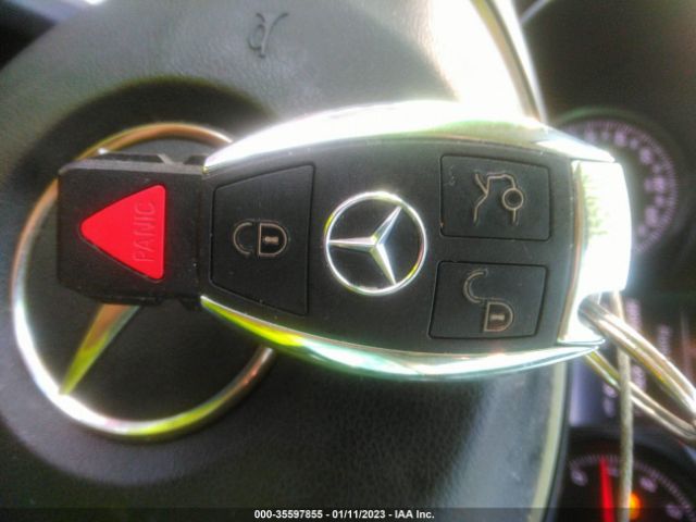 55SWF4JBXGU171221 Mercedes-Benz C-class C 300