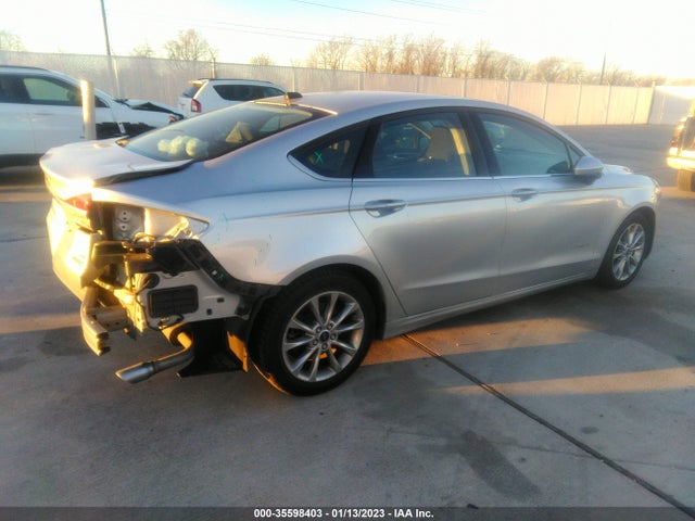 2017 Ford Fusion, VIN: 3FA6P0LU0HR223645