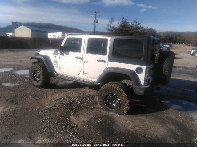 2016 Jeep Wrangler, VIN: 1C4BJWDGXGL206838