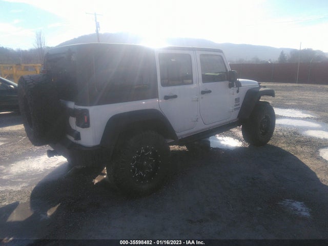 2016 Jeep Wrangler, VIN: 1C4BJWDGXGL206838