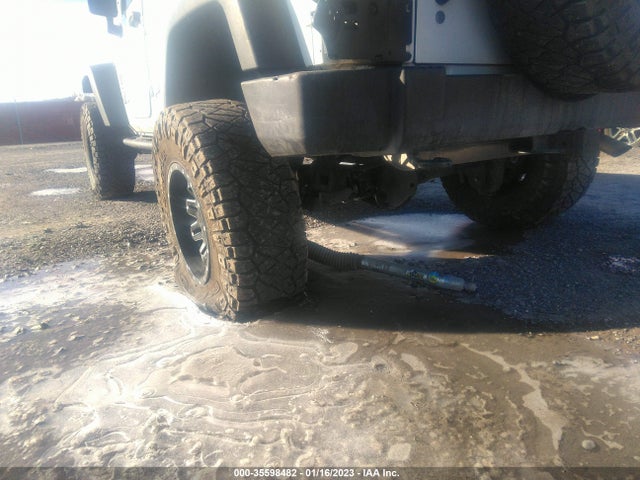 2016 Jeep Wrangler, VIN: 1C4BJWDGXGL206838