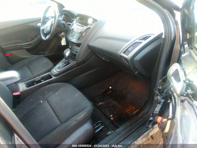 Ford FOCUS SE 2017 1FADP3K29HL321693 Image 5