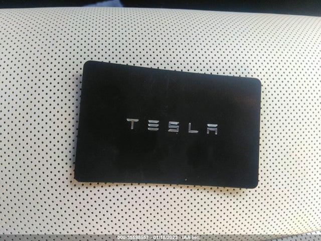 2022 TESLA MODEL S PLAID VIN: 5YJSA1E69NF469136