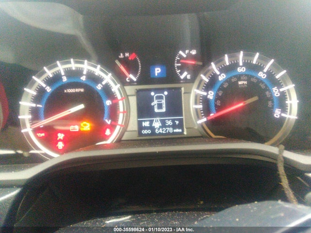 2018 Toyota 4Runner, VIN: JTEBU5JR6J5556790