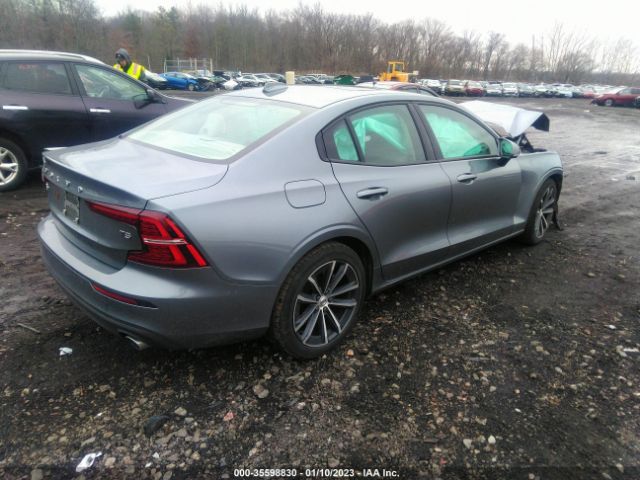 7JR102FK1MG094753 Volvo S60 Momentum