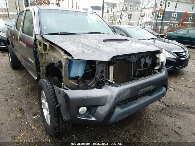 2015 TOYOTA TACOMA VIN: 5TFMU4FN5FX028733