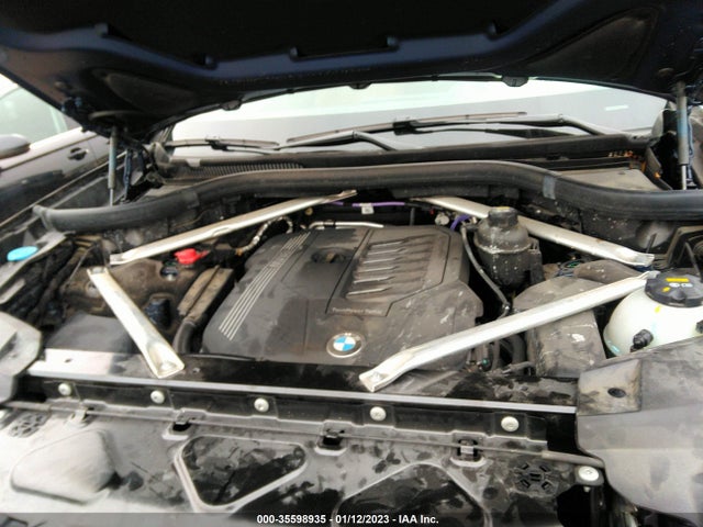 2021 BMW X7, VIN: 5UXCW2C07M9G36016