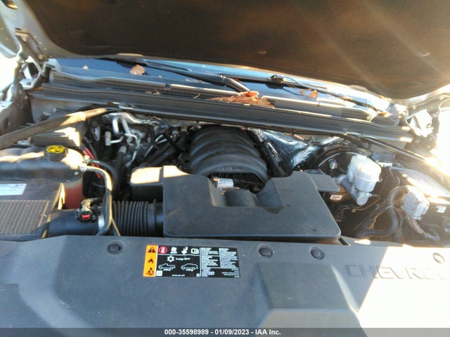 2018 Chevrolet Suburban, VIN: 1GNSKGKC3JR151244