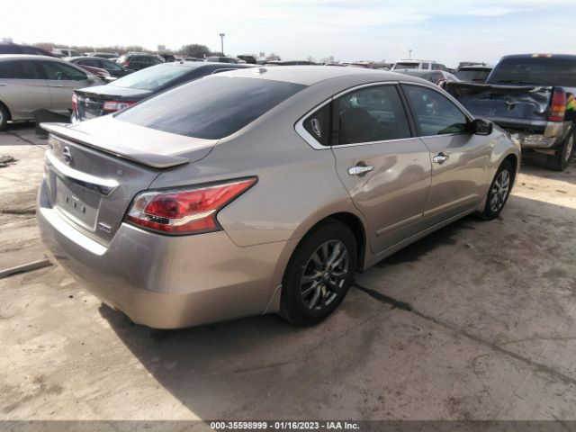 1N4AL3AP2FC470049 Nissan Altima 2.5 S