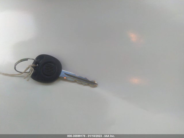 2006 BUICK LACROSSE CX VIN: 2G4WC582761273398