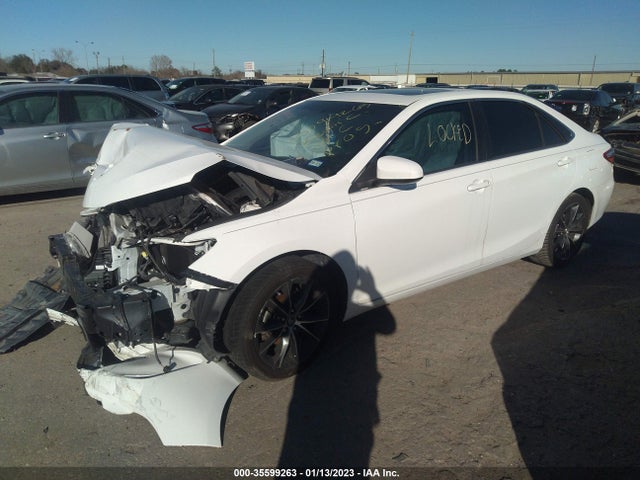 2015 Toyota Camry, VIN: 4T1BK1FK2FU564618
