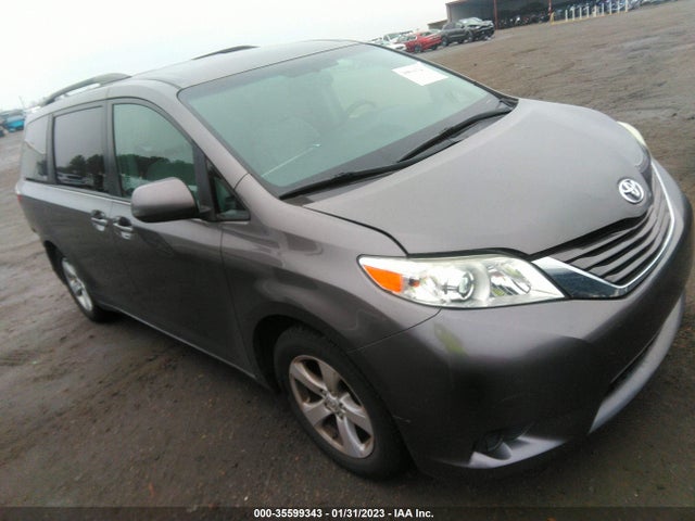 2017 Toyota Sienna, VIN: 5TDKZ3DCXHS792168