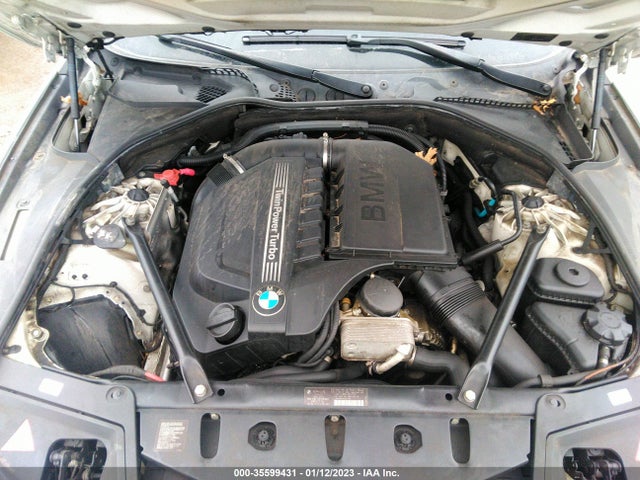 BMW 5 Series 535i Xdrive 2012 WBAFU7C55CDU61476 Image 11