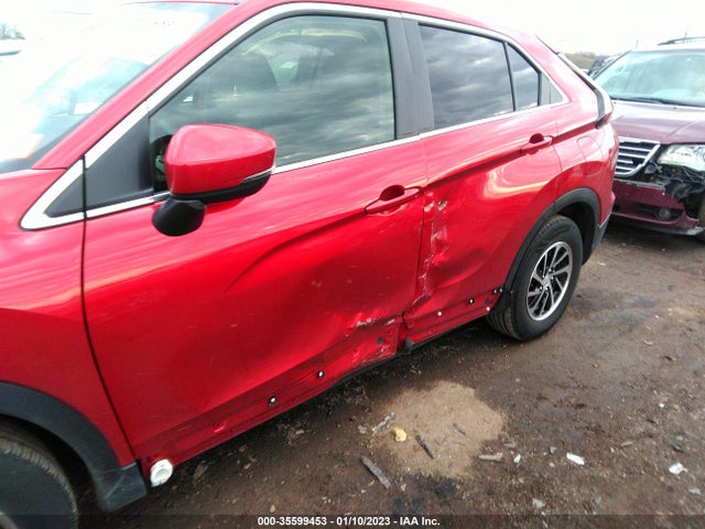 JA4ATUAAXNZ012678 Mitsubishi Eclipse Cross Es