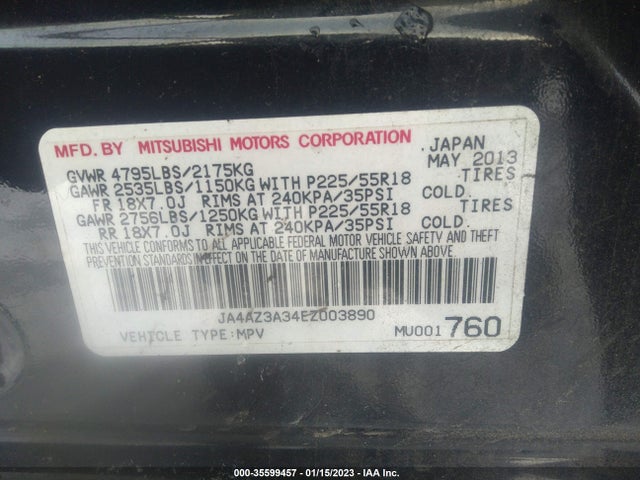 JA4AZ3A34EZ003890 Mitsubishi Outlander Se