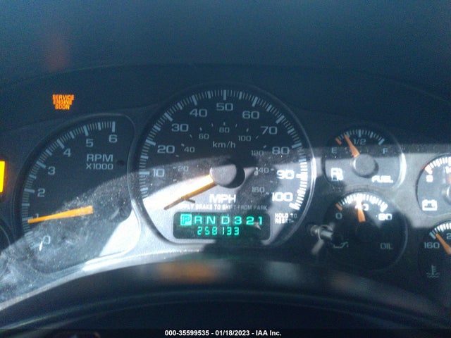 2000 GMC YUKON XL SLT VIN: 3GKEC16T7YG138747