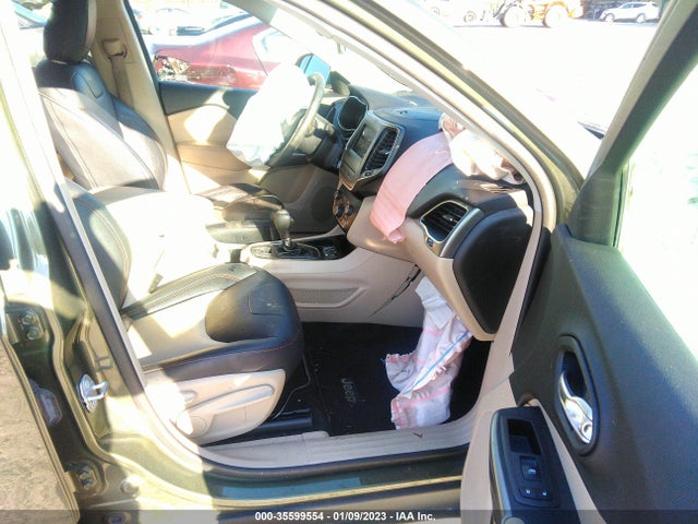 1C4PJLCB7KD131495 Jeep Cherokee Latitude