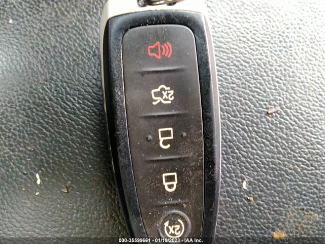 1FMCU9J92EUB76773 Ford Escape Titanium
