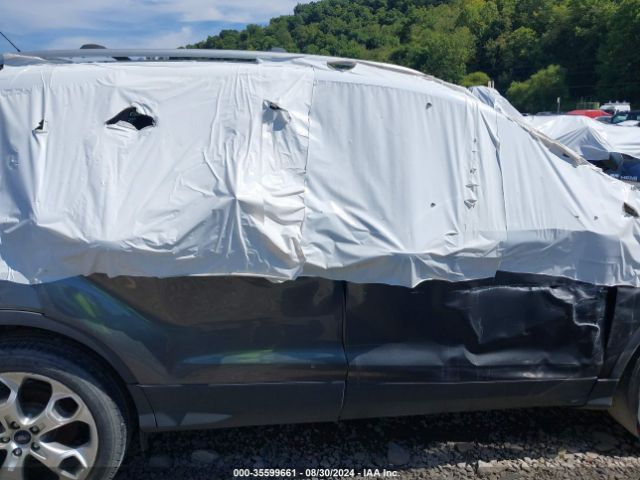 1FMCU9J92EUB76773 Ford Escape Titanium