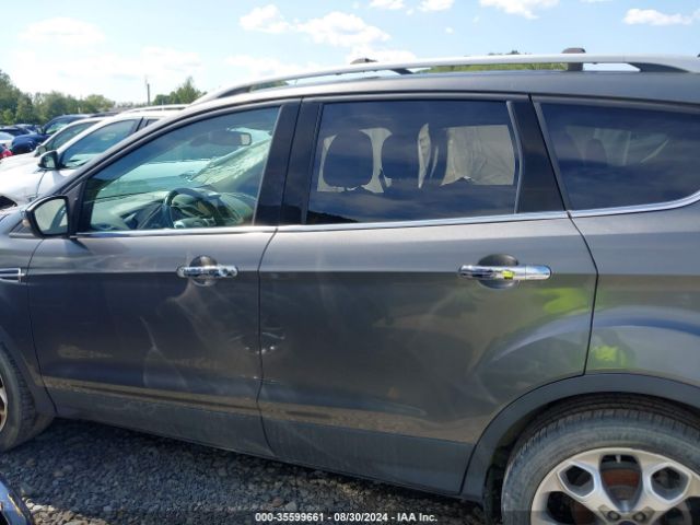 1FMCU9J92EUB76773 Ford Escape Titanium