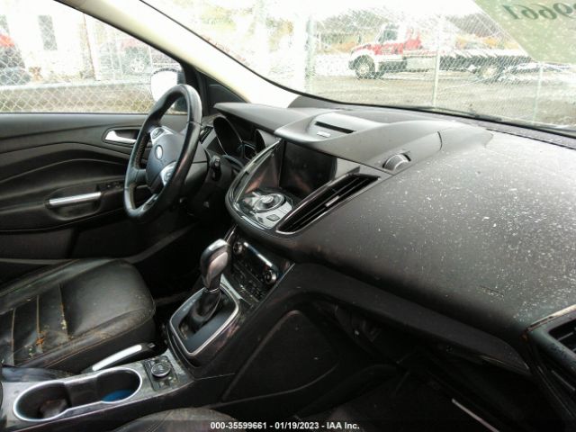 1FMCU9J92EUB76773 Ford Escape Titanium