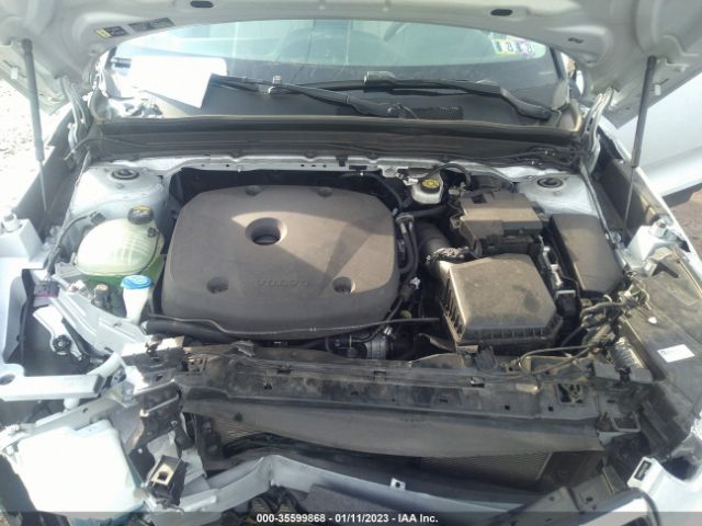 YV4162UK6L2272830 Volvo Xc40 Momentum