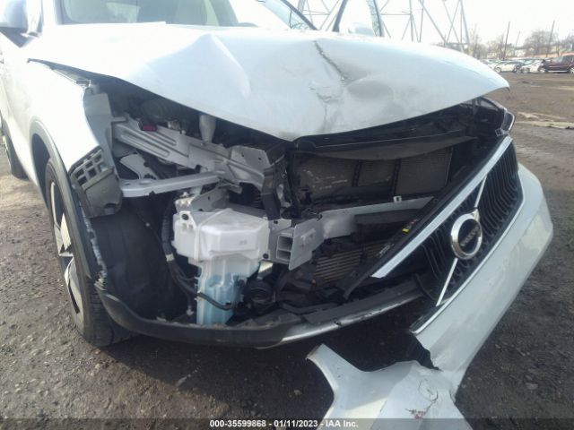 YV4162UK6L2272830 Volvo Xc40 Momentum