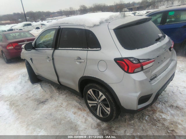 JA4ARUAU1MU019975 Mitsubishi Outlander Sport Se