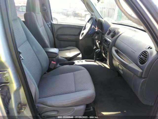 1J4GL38K75W538481 Jeep Liberty Renegade