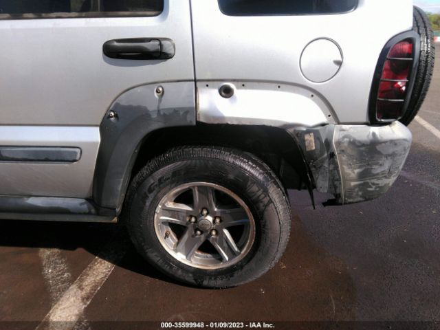 1J4GL38K75W538481 Jeep Liberty Renegade