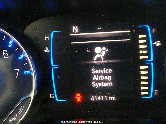 2018 CHRYSLER PACIFICA TOURING L VIN: 2C4RC1BG1JR106821