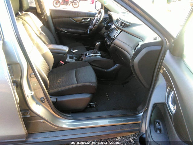 2019 NISSAN ROGUE SV VIN: JN8AT2MT7KW265143