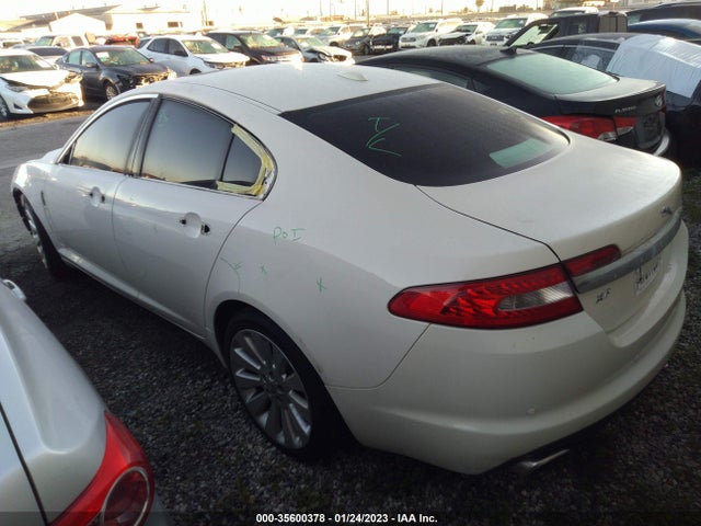 SAJWA05B89HR33968 Jaguar XF LUXURY