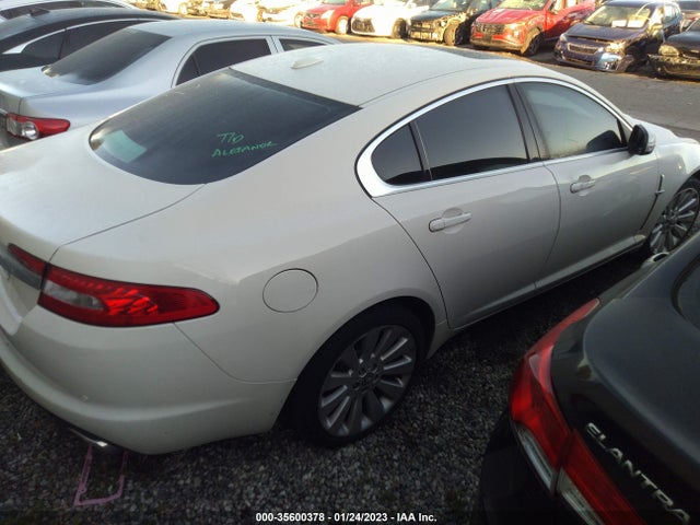 SAJWA05B89HR33968 Jaguar XF LUXURY