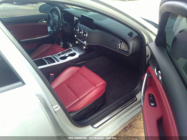 KNAE45LCXN6107071 KIA Stinger Gt1