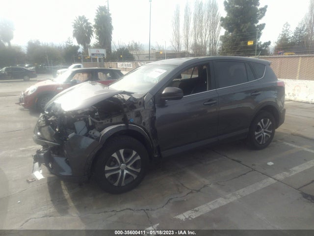 Toyota RAV4 2018 JTMZFREV0JJ742540 Image 32