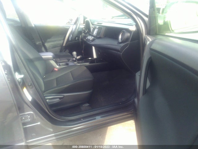 Toyota RAV4 2018 JTMZFREV0JJ742540 Image 35