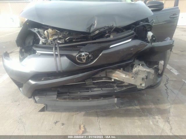 Toyota RAV4 2018 JTMZFREV0JJ742540 Image 36