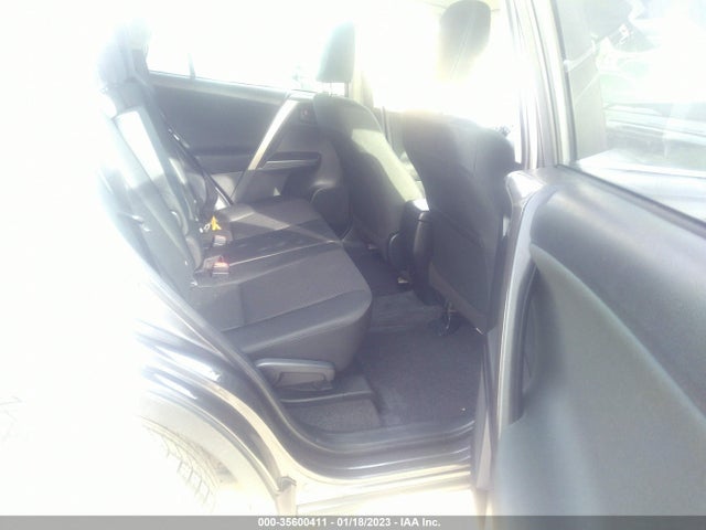 Toyota RAV4 2018 JTMZFREV0JJ742540 Image 38